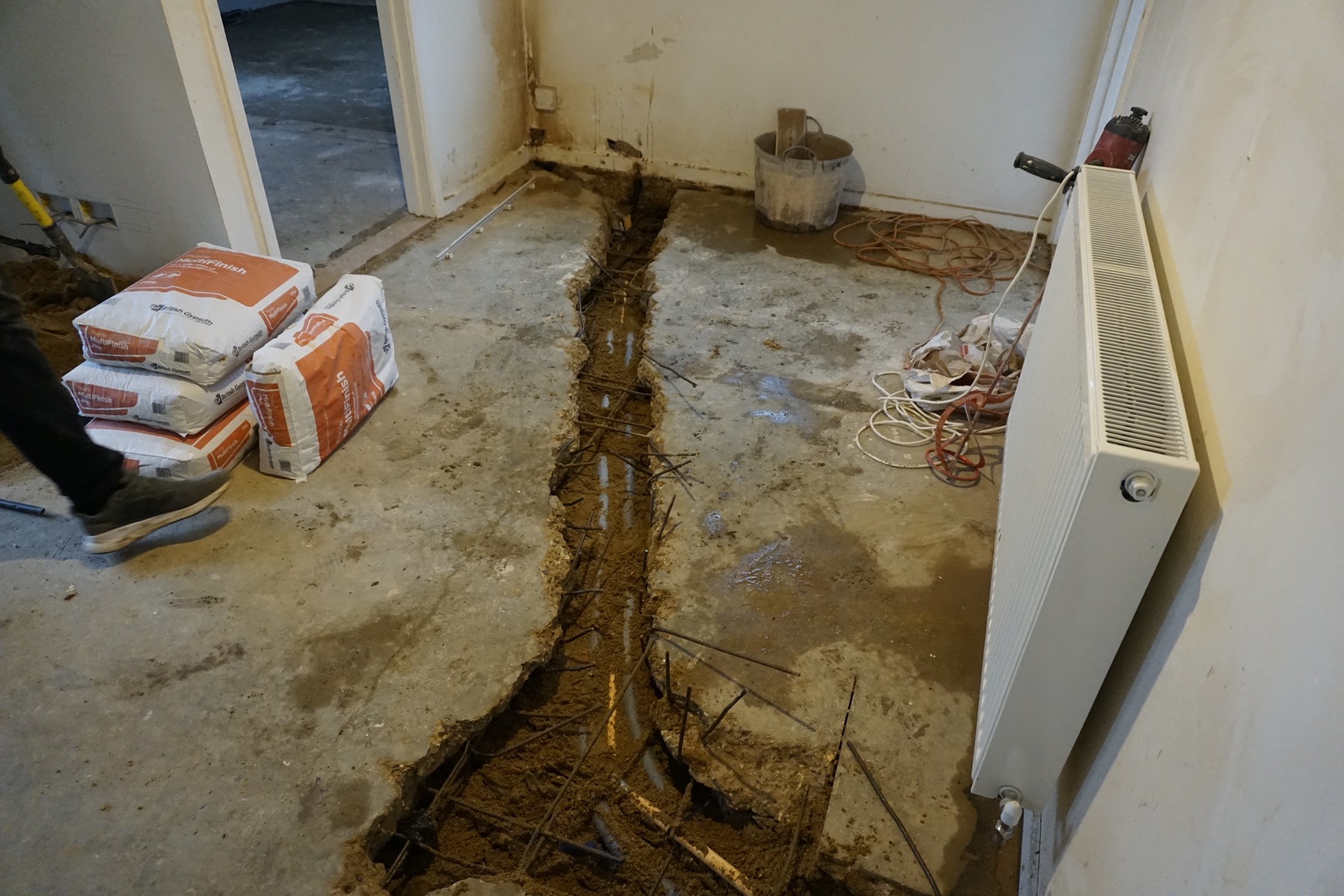 Building Single Storey Side House Kitchen Extension In Milton Keynes - Image 18