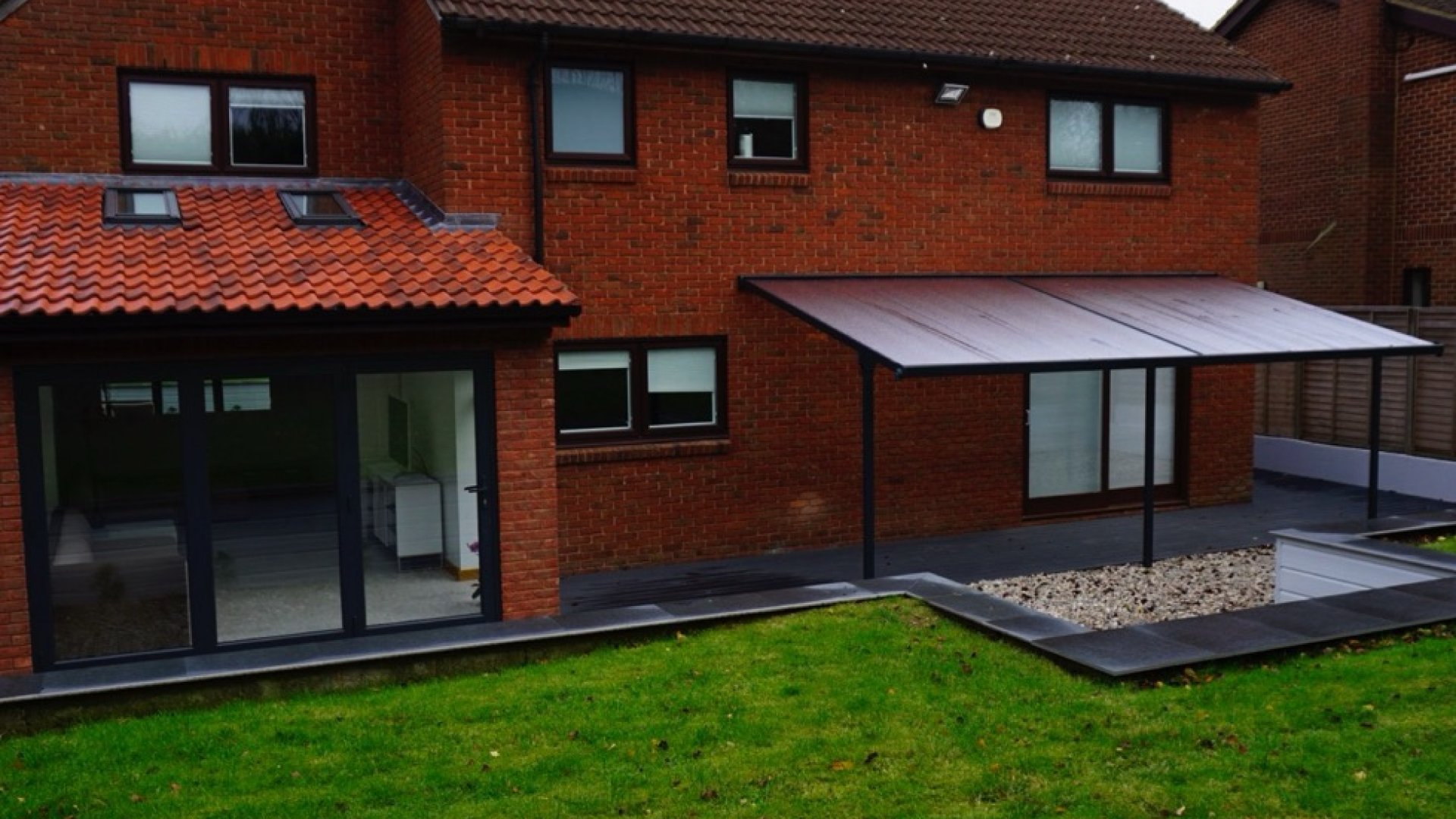 Milton Keynes rear garden intact after single storey extension by Spectra Extensions trusted extension builders MK